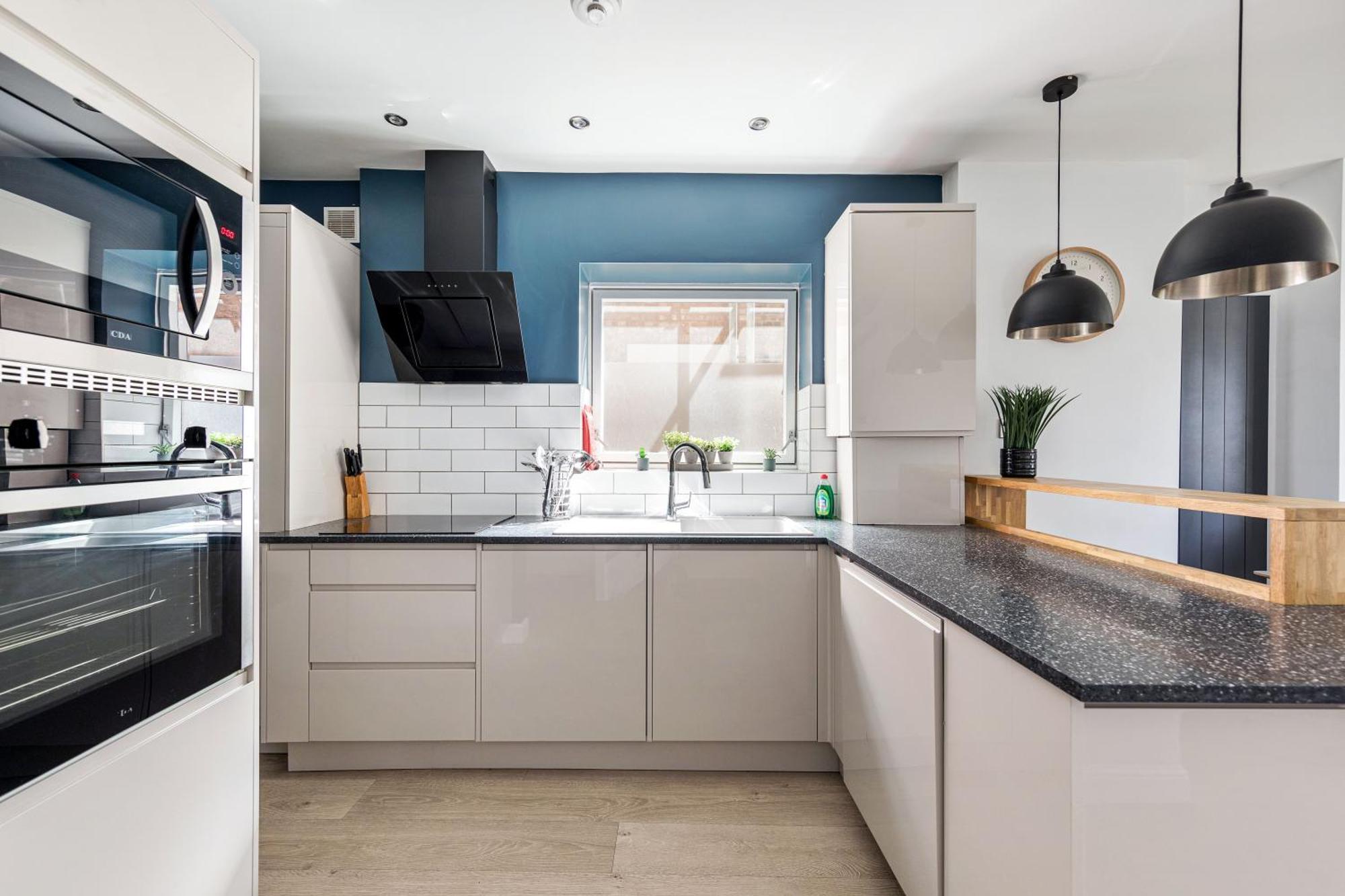 2bed1bath Modern Duplex Next To Queens Park Station Apartamento