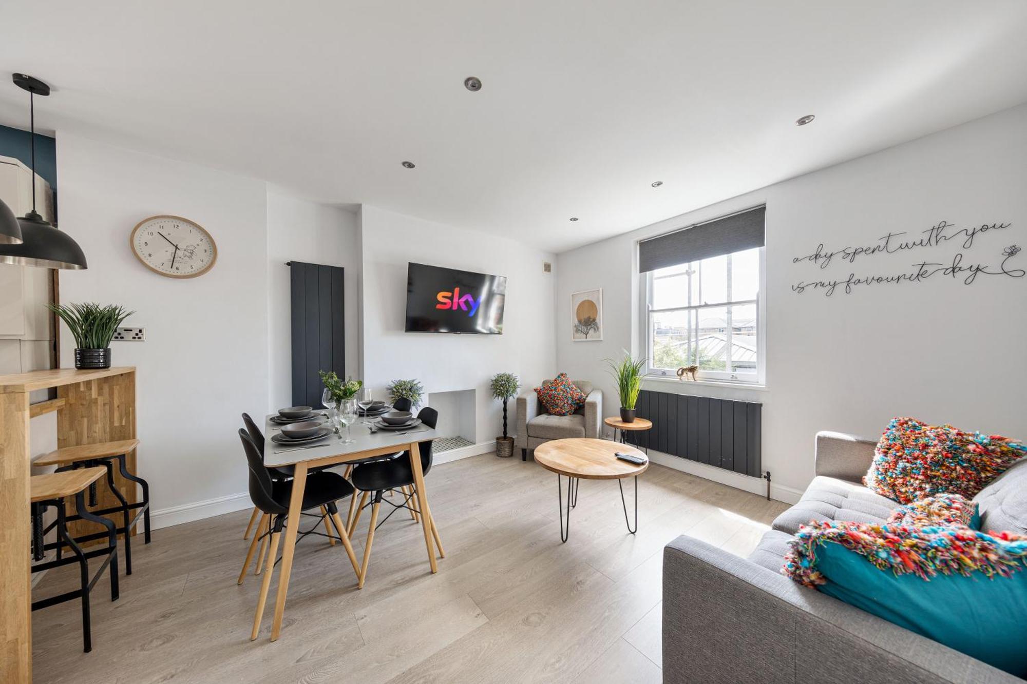 2bed1bath Modern Duplex Next To Queens Park Station * Londres